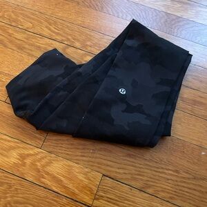 Lululemon Leggings-like Wunder Train High Rise Tight 28” Camo - size 4